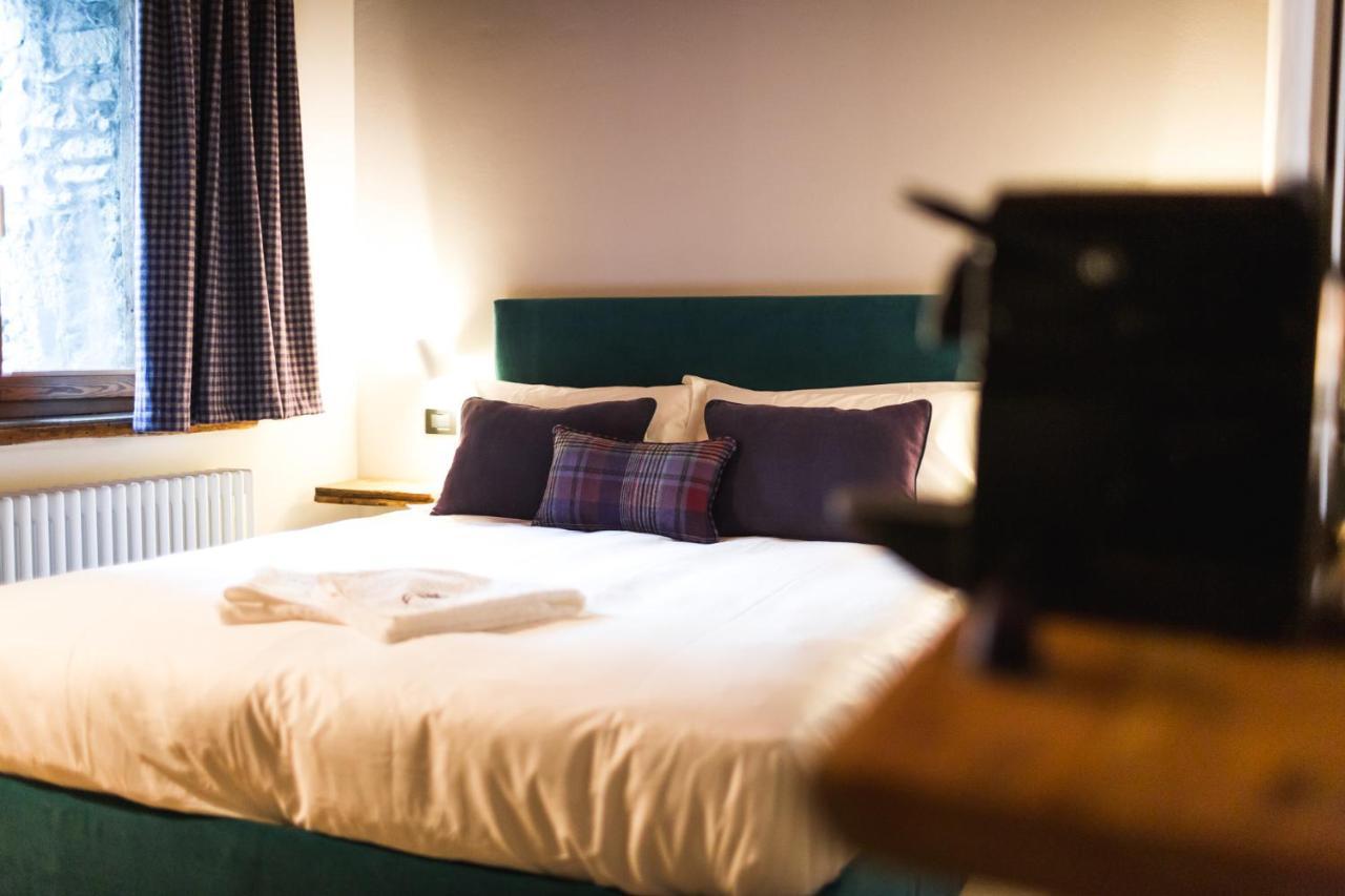 Granuit Room & Breakfast Sauze di Cesana エクステリア 写真