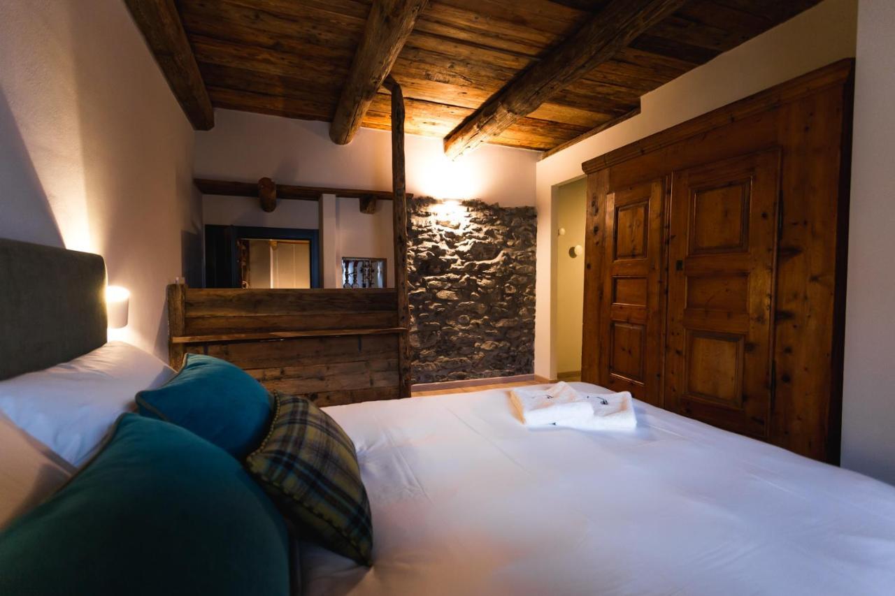 Granuit Room & Breakfast Sauze di Cesana エクステリア 写真