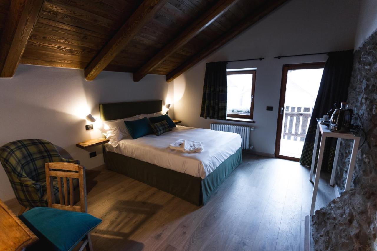 Granuit Room & Breakfast Sauze di Cesana エクステリア 写真