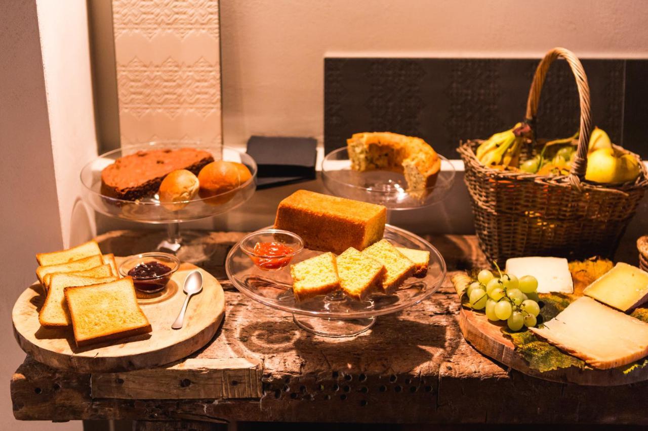Granuit Room & Breakfast Sauze di Cesana エクステリア 写真